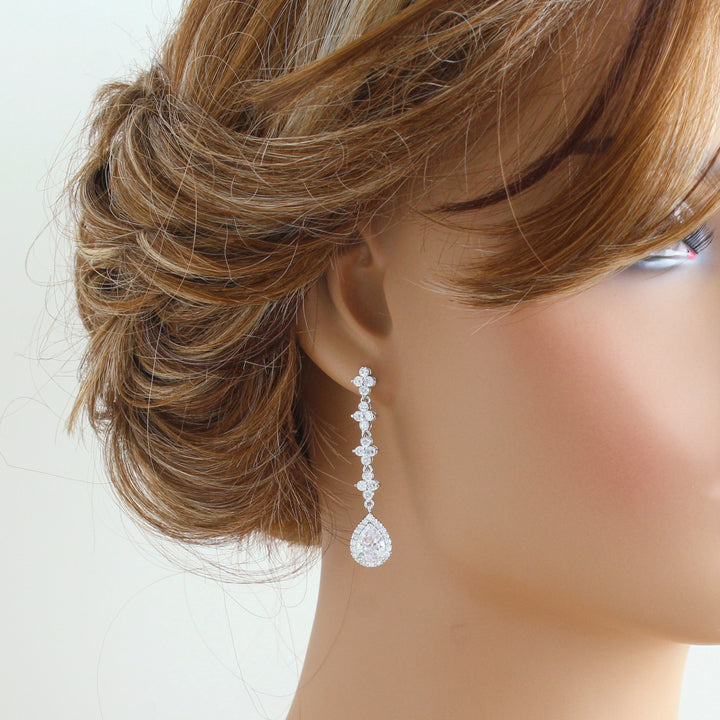 Lola | Crystal Teardrop Earrings Silver