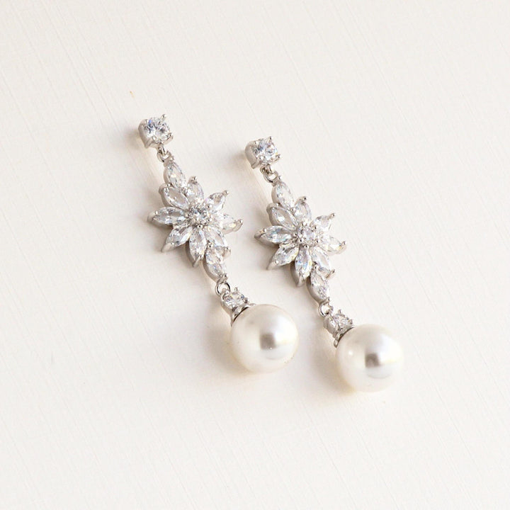 Juliette | Floral Pearl Earrings Silver