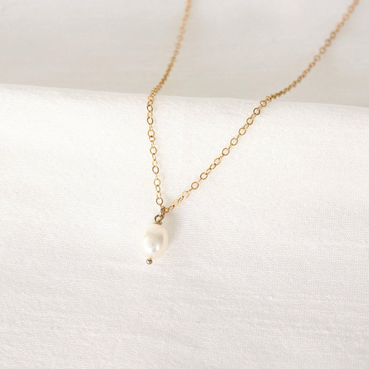 Cassie - Dainty Pearl Necklace