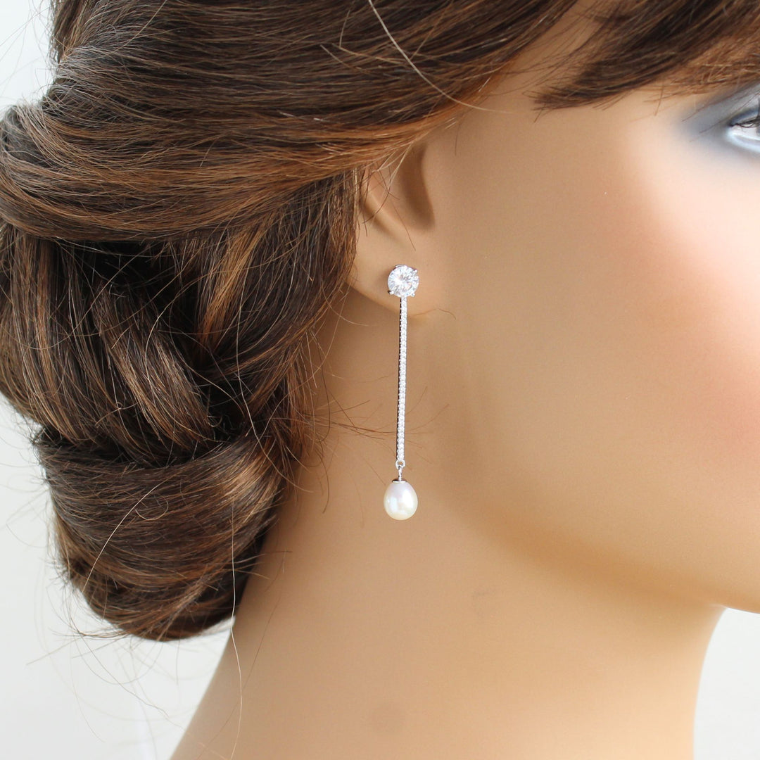 Aida | Cubic Zirconia Pearl Linear Earrings
