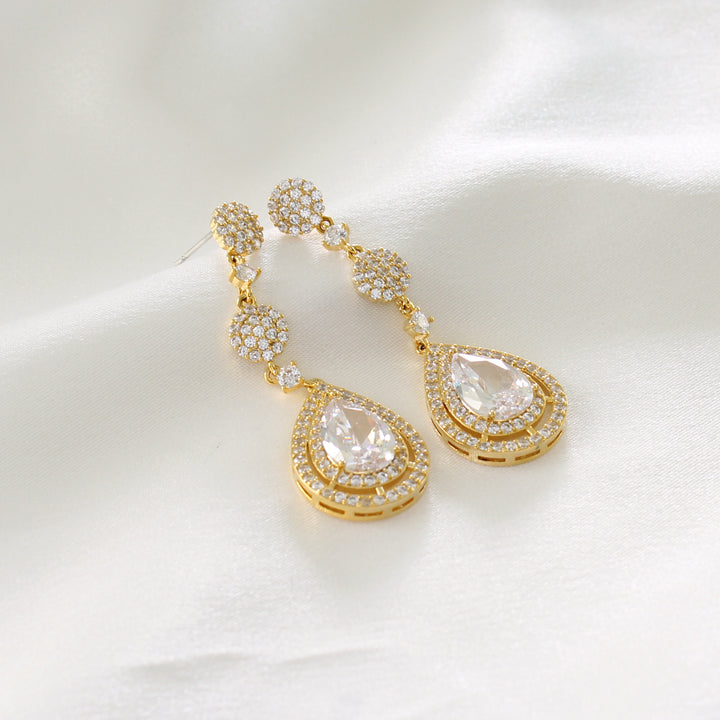 Sidney - Statement Drop Earrings | Gold