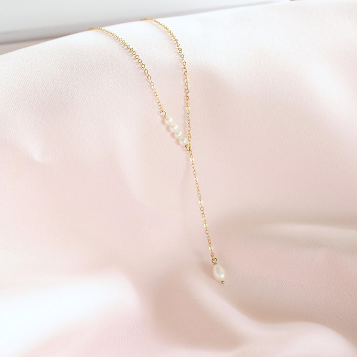 Chantal - Pearl Lariat Necklace