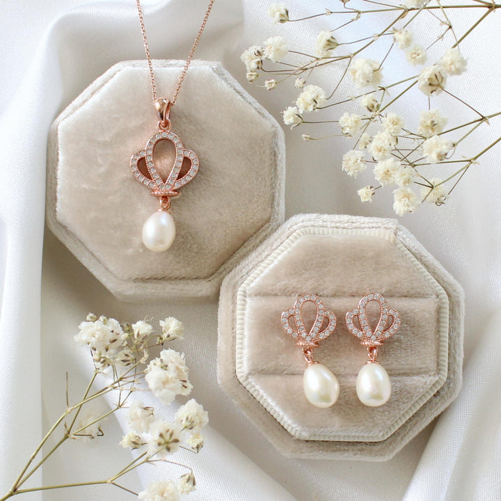 Renee - Floral Pearl Necklace & Earrings Set | Rose Gold