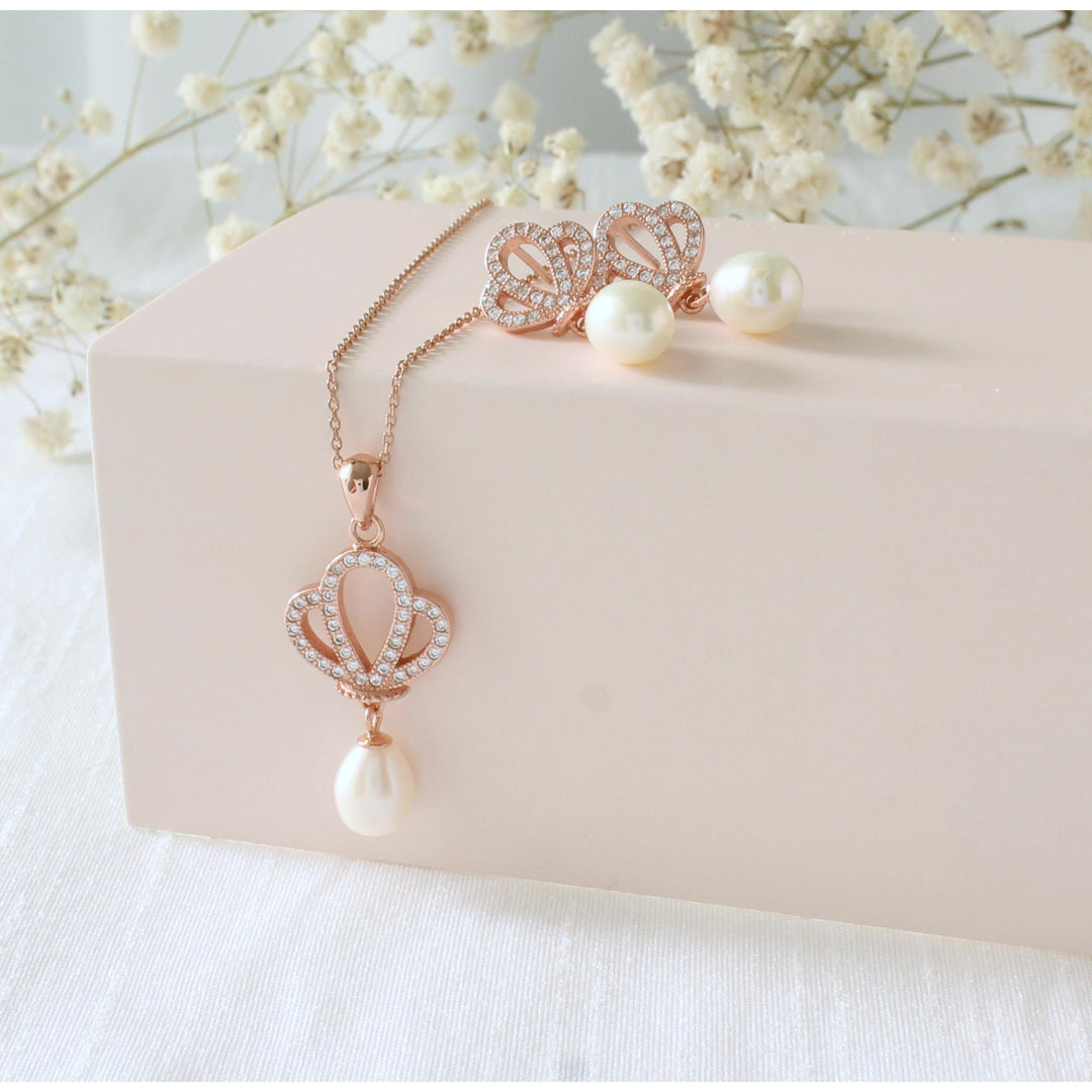 Renee - Floral Pearl Necklace & Earrings Set | Rose Gold