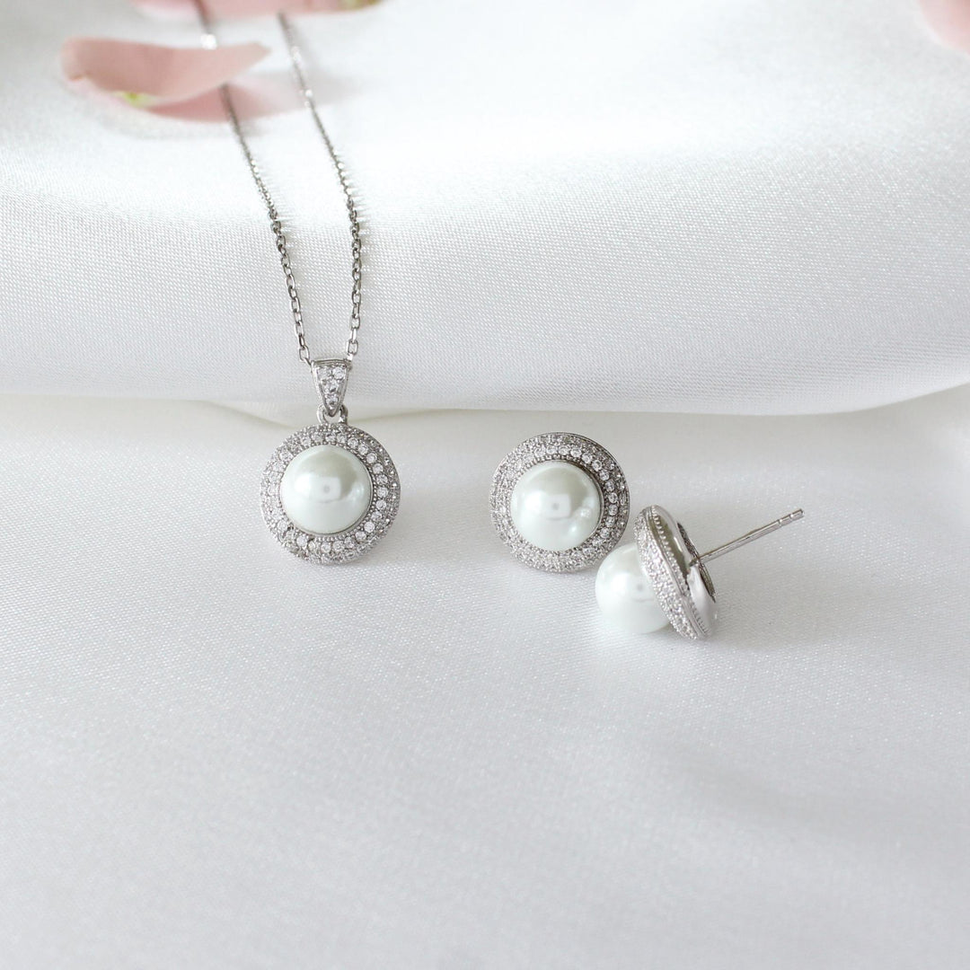 Jane Pearl Pendant & Earring Set 