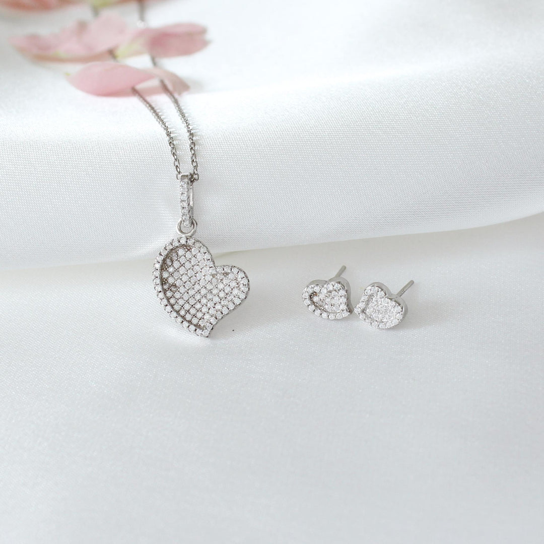 Laice Pave Heart Shape Necklace Set 