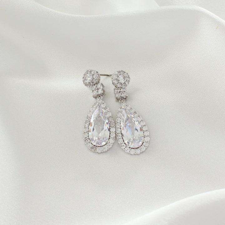 Lisa | Crystal Drop Bridal Earrings Silver