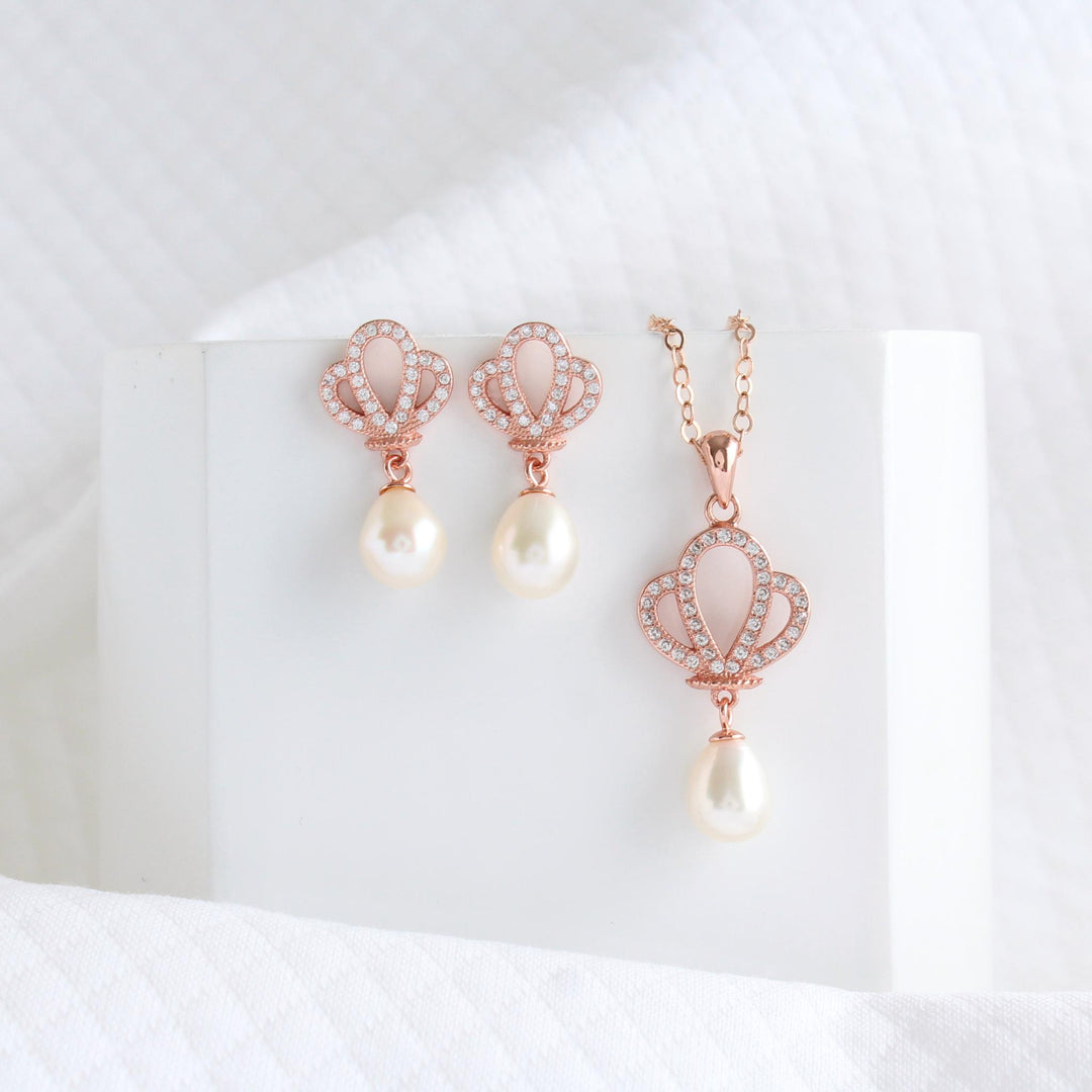 Renee - Floral Pearl Necklace & Earrings Set | Rose Gold