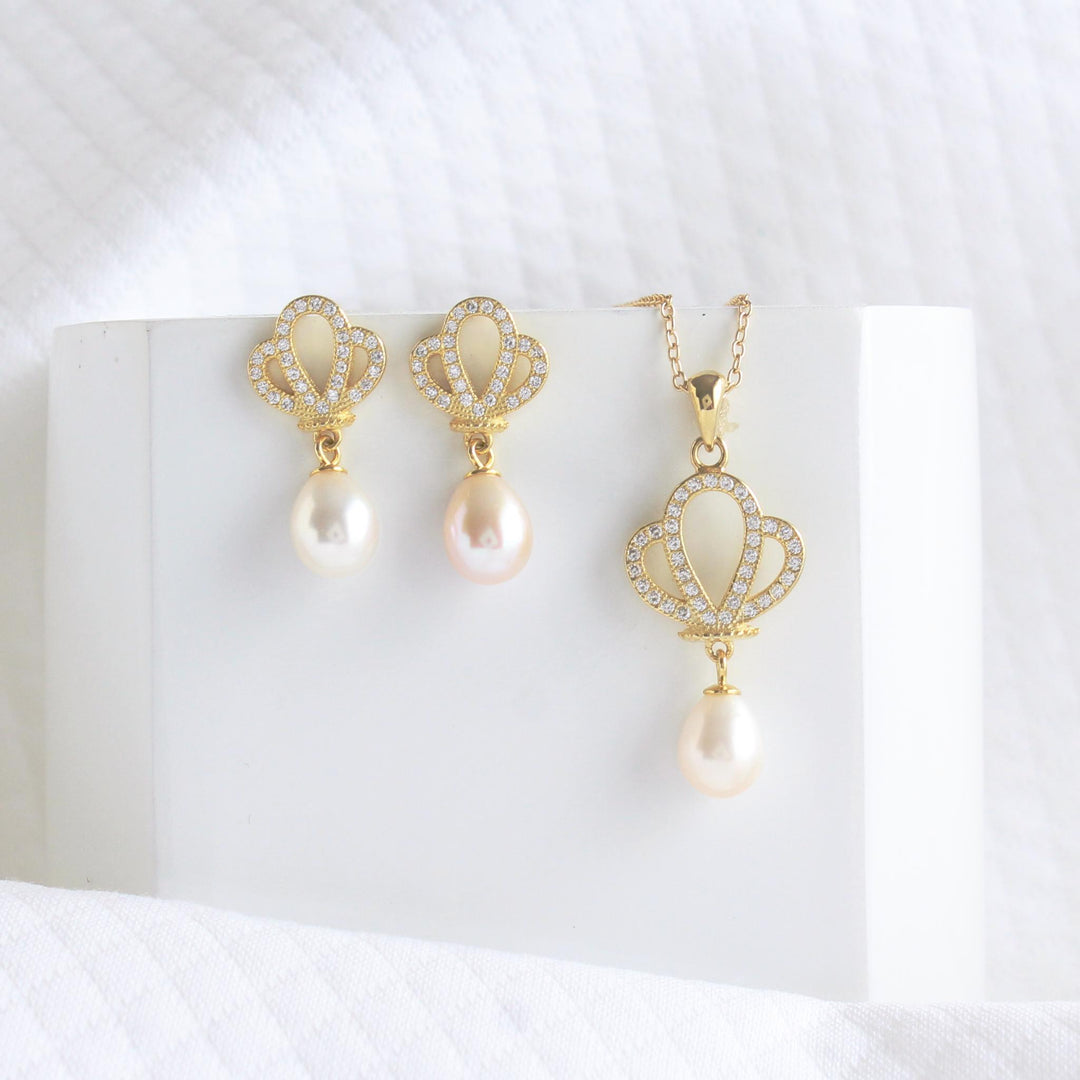 Renee - Floral Pearl Necklace & Earrings Set | Gold