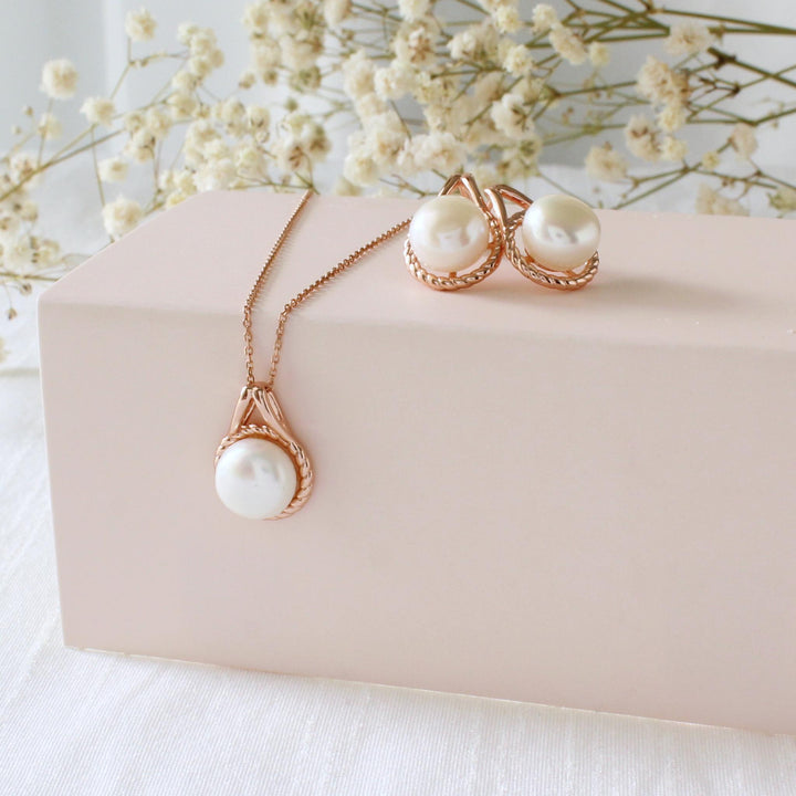 Shanell Rose Gold Twisted Pearl Set