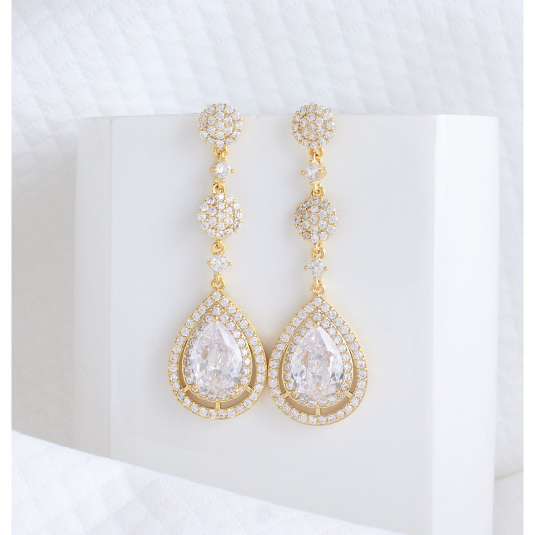 Sidney - Statement Drop Earrings | Gold